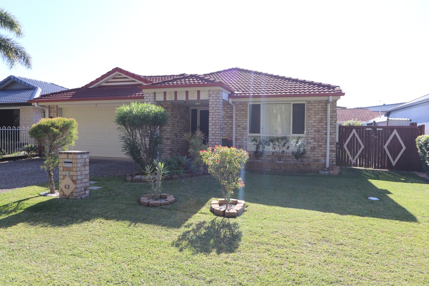 Sandstone Point QLD 4511 4 beds house for Rent, 650 16544398 Domain