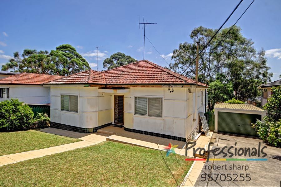 37 Mavis Avenue, Peakhurst NSW 2210, Image 0