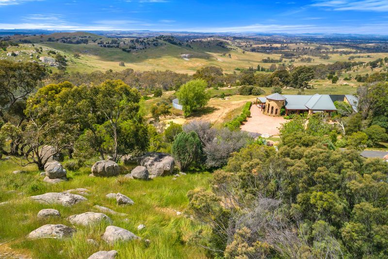 99 Barker Road, Harcourt North VIC 3453, Image 0