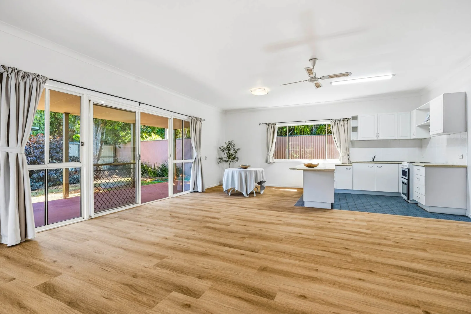 38 Noyes Parade, Karragarra Island QLD 4184