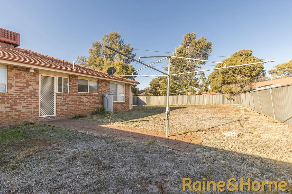 Additional image 2 of 1 Ellis Park Close, Dubbo NSW 2830