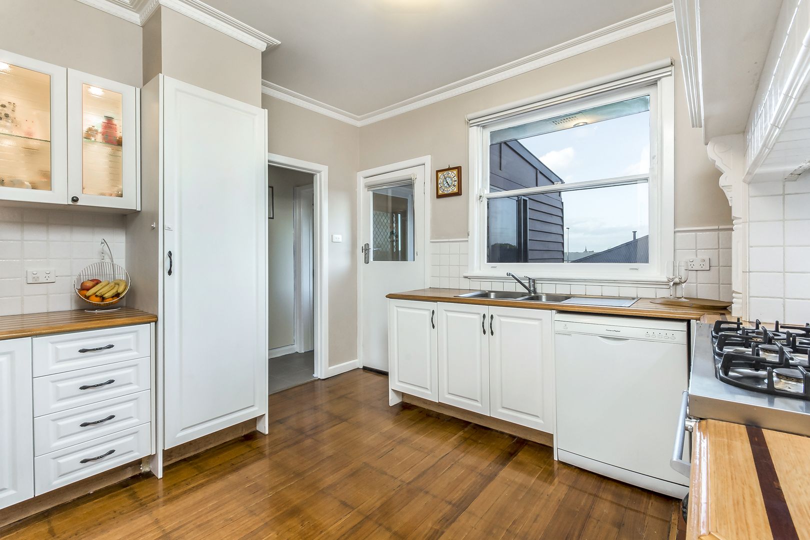 9 Wyuna Parade, Belmont VIC 3216, Image 2