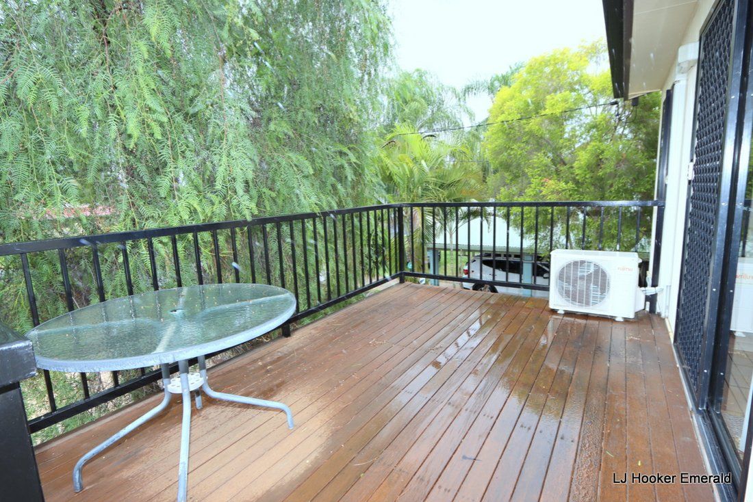 105 Harris Street, Emerald QLD 4720, Image 1