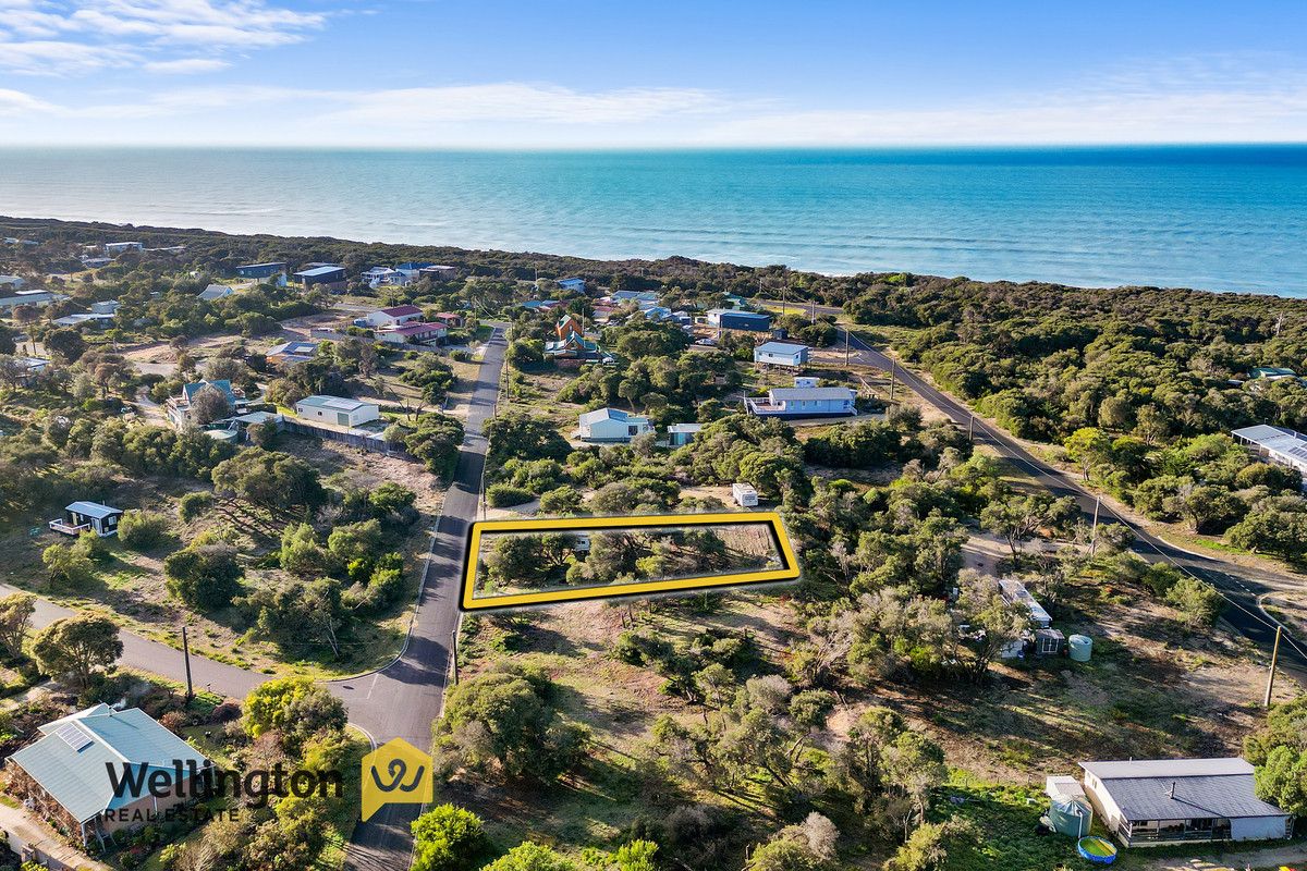 17 Haven Way, Golden Beach VIC 3851, Image 0