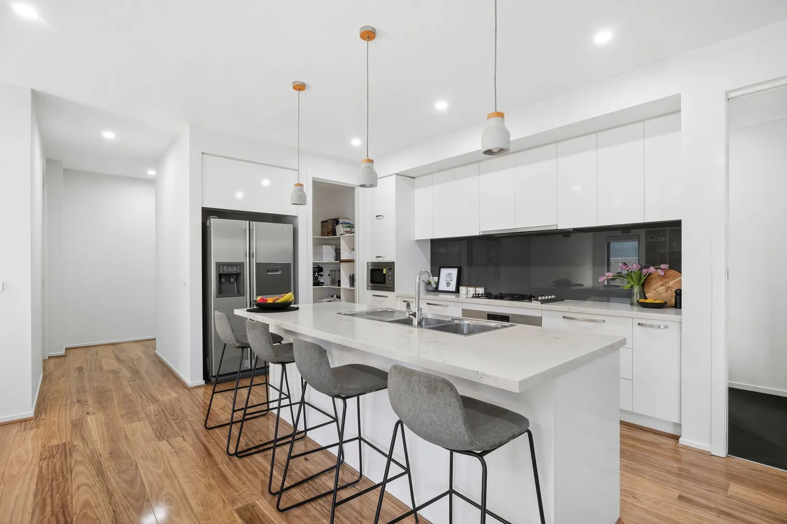 Family, Inviting, Locale - View 4