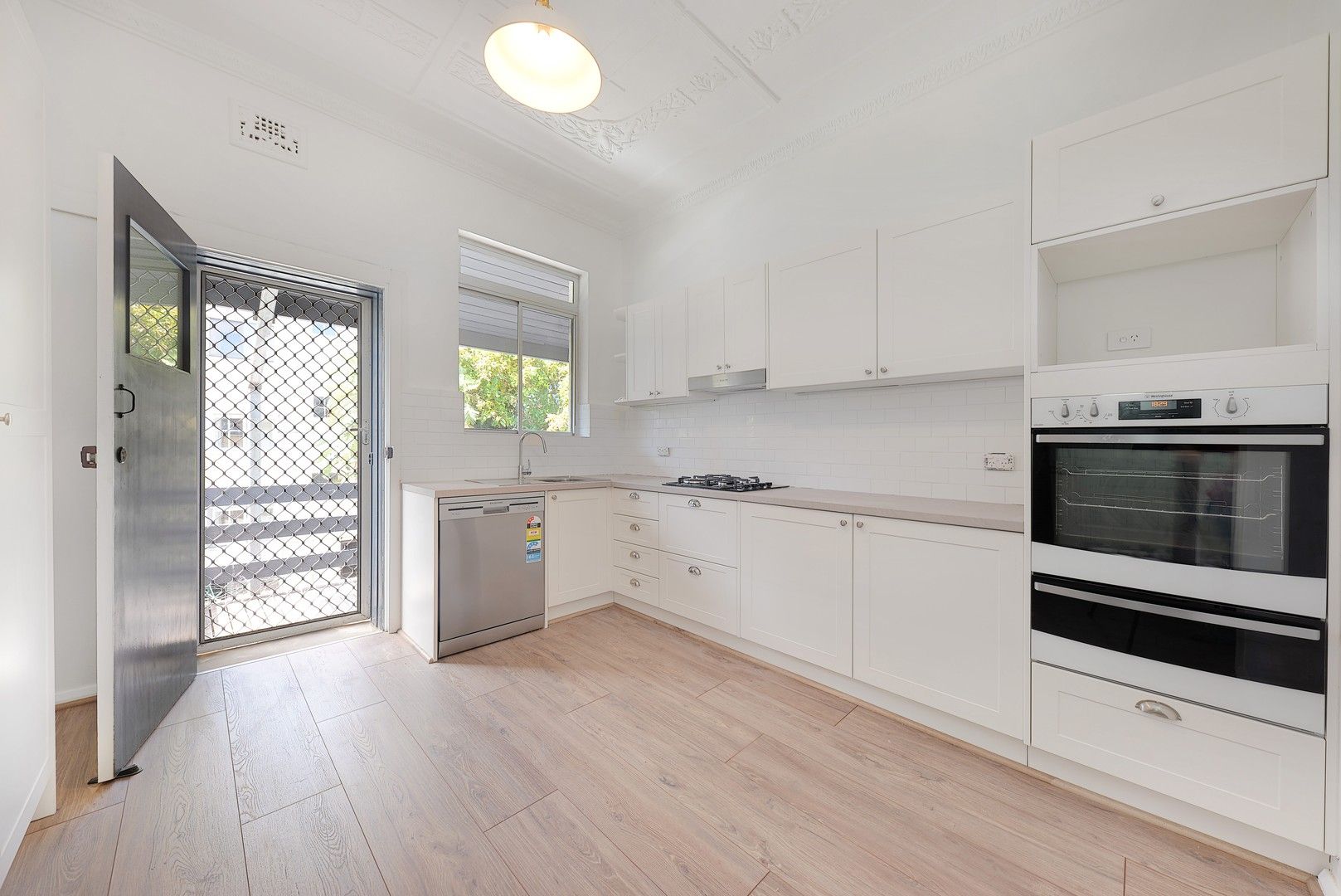6/111 Dolphin Street, Coogee NSW 2034, Image 2