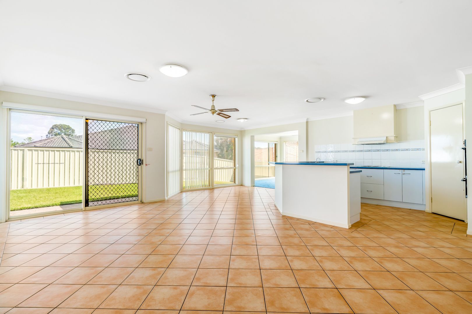 2 Grande Close, Singleton NSW 2330, Image 2