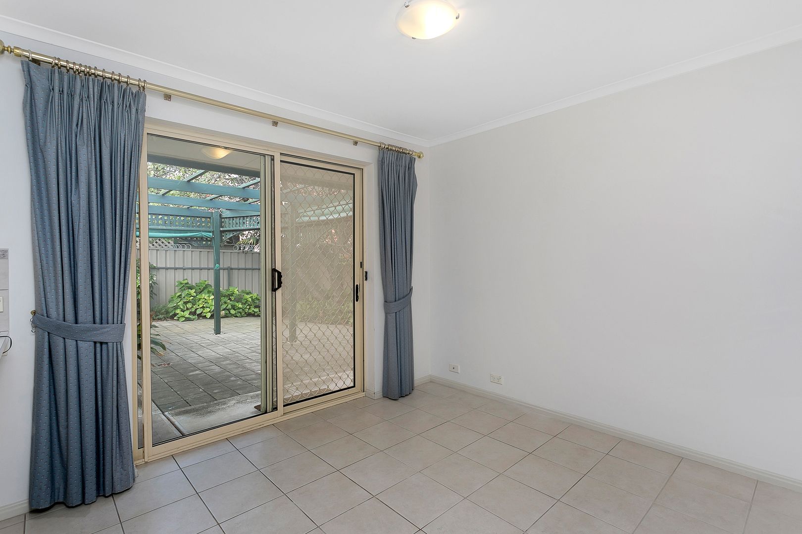 4/1 Dunluce Avenue, Brighton SA 5048, Image 2