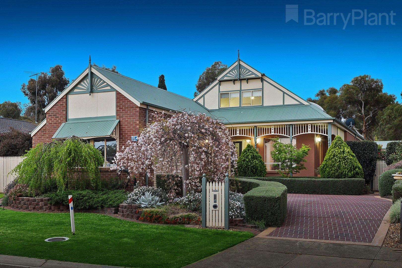 4 Milparinka Way, Berwick VIC 3806, Image 0