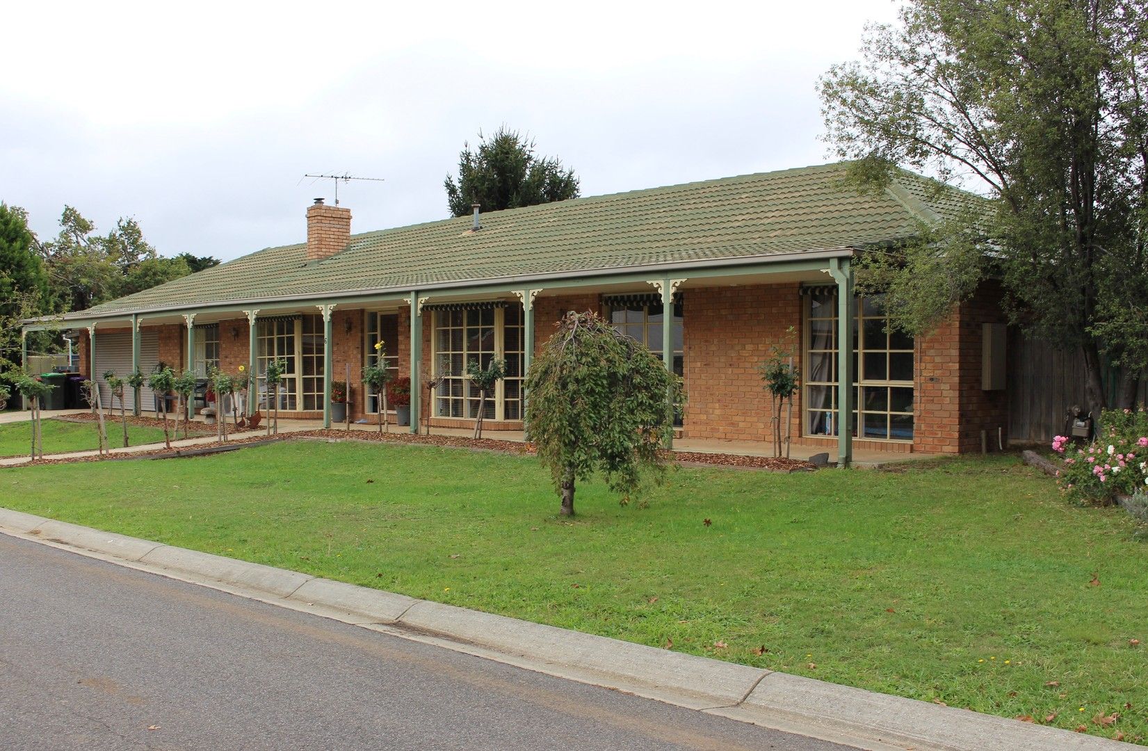 4 bedrooms House in 6 Chessy Park Drive NEW GISBORNE VIC, 3438