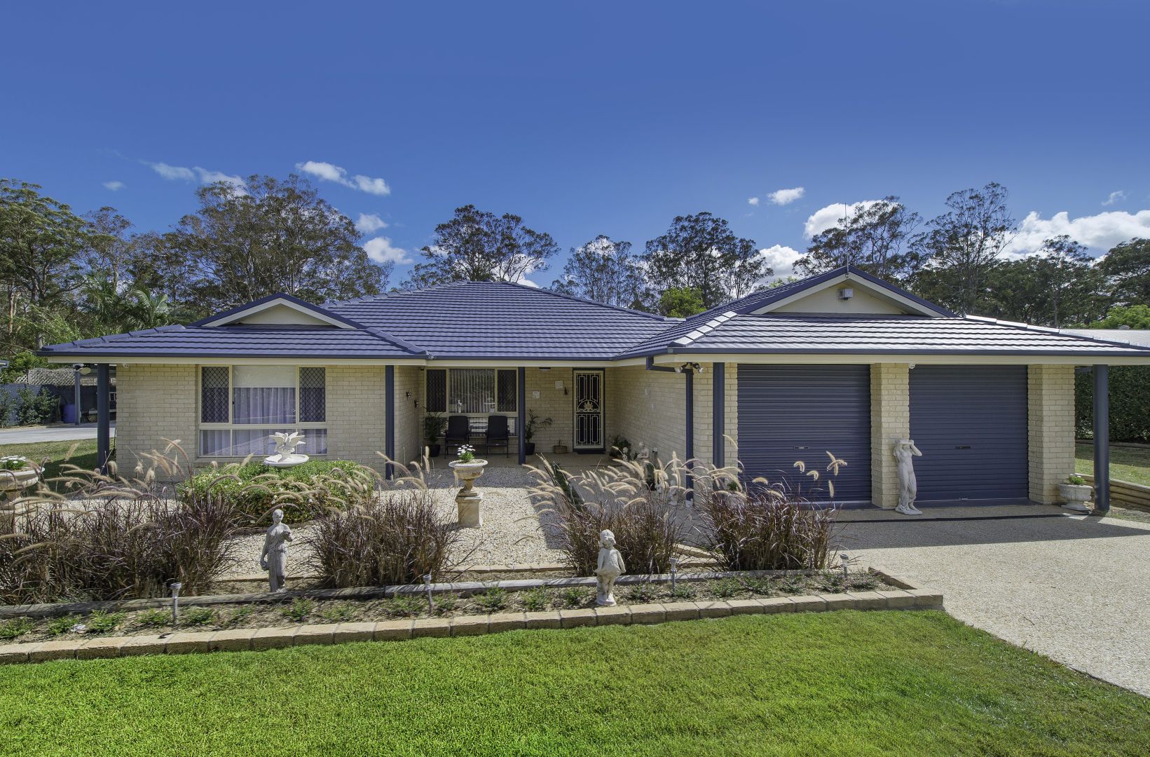 29 Hillview Drive, Yarravel Property History & Address Research Domain