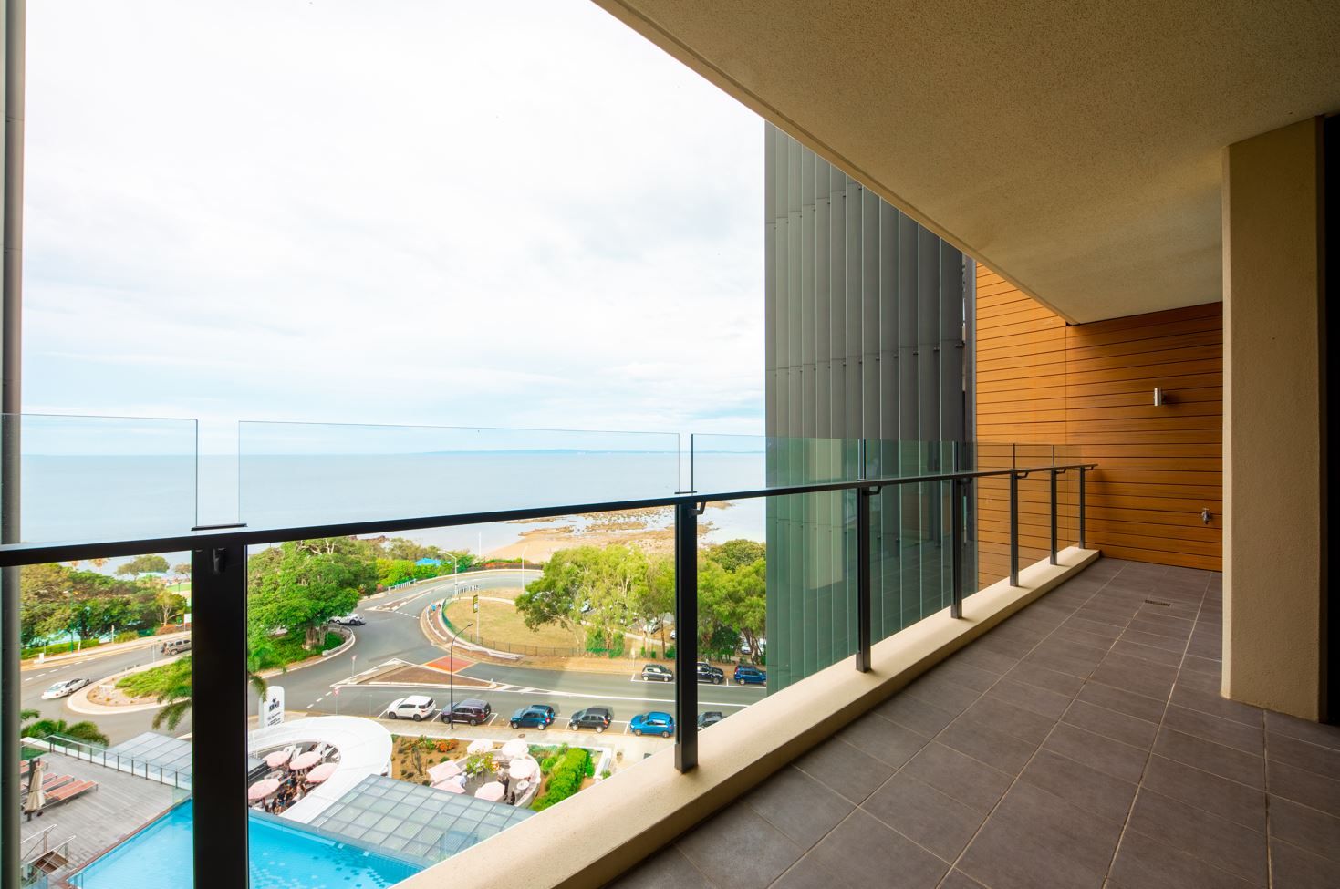 2 bedrooms Apartment / Unit / Flat in 807/99 Marine Parade REDCLIFFE QLD, 4020