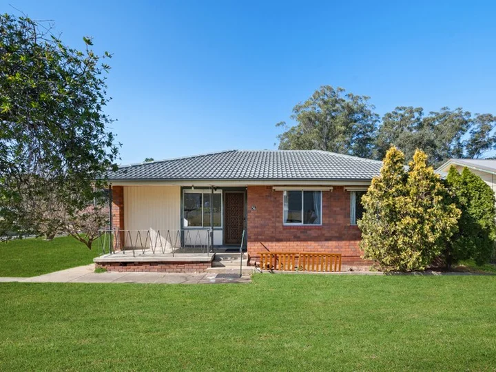 56 Carrington Circuit, Leumeah NSW 2560