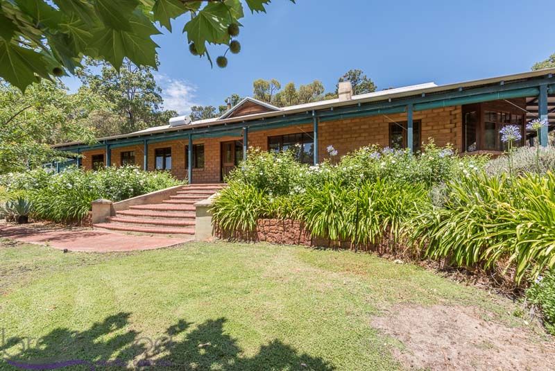 585 Victoria Road, Hovea WA 6071