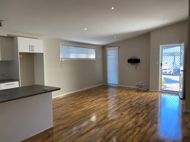 2/3 Leumeah Street, Sanctuary Point NSW 2540, Image 2