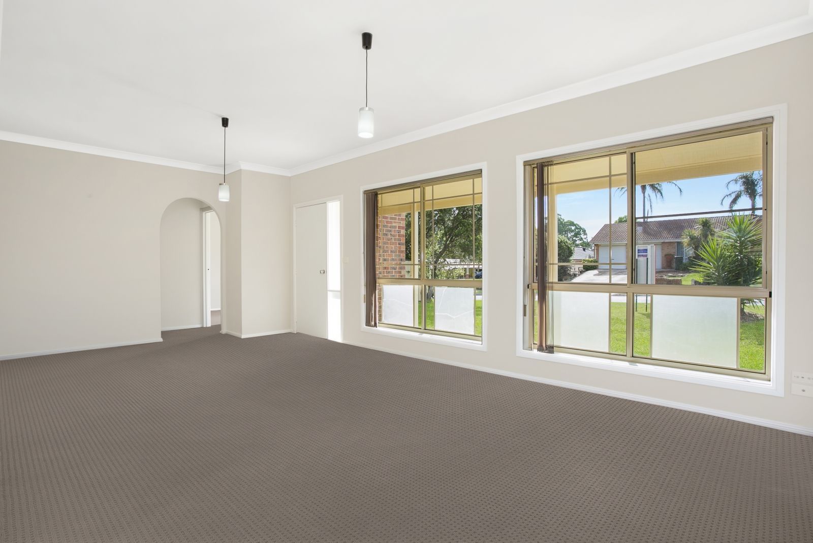 53 Devitt Crescent, The Oaks NSW 2570, Image 1