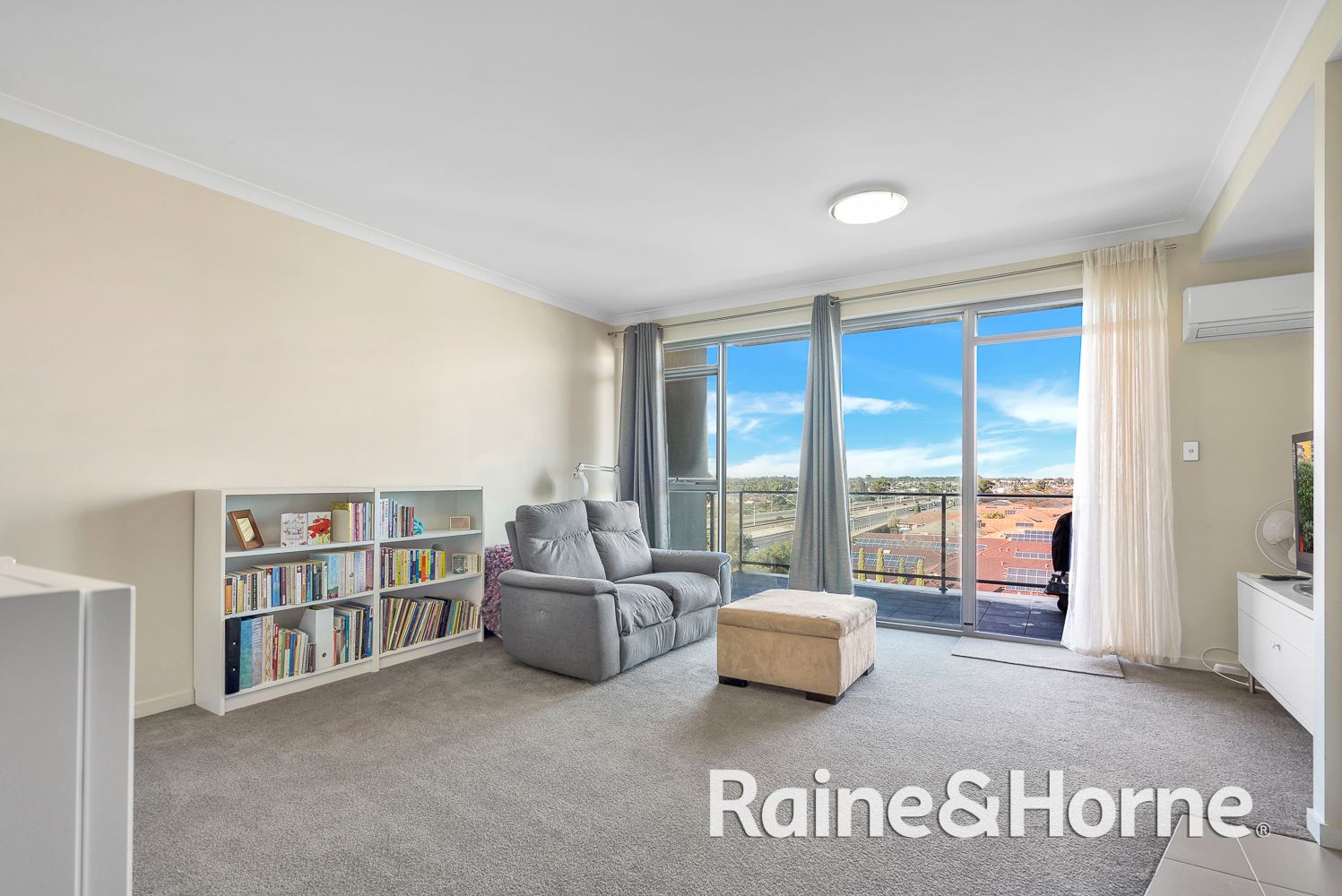 409/25 Malata Crescent, Success WA 6164, Image 1