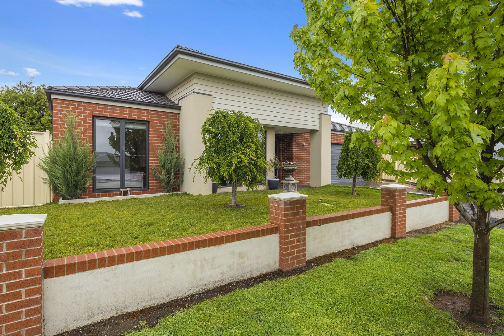 68 Warren Street, Kyneton VIC 3444, Image 1