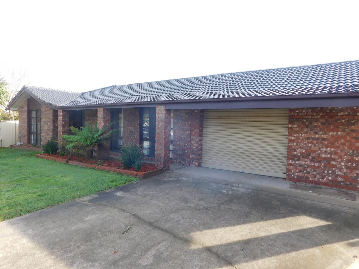 3 Walker Court, Sale VIC 3850, Image 0