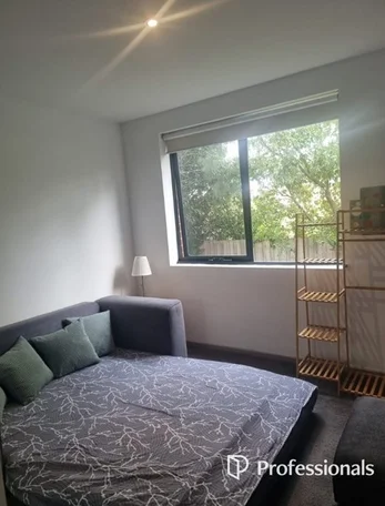 Additional image 5 of 6/8-10 Browns Road, Clayton VIC 3168