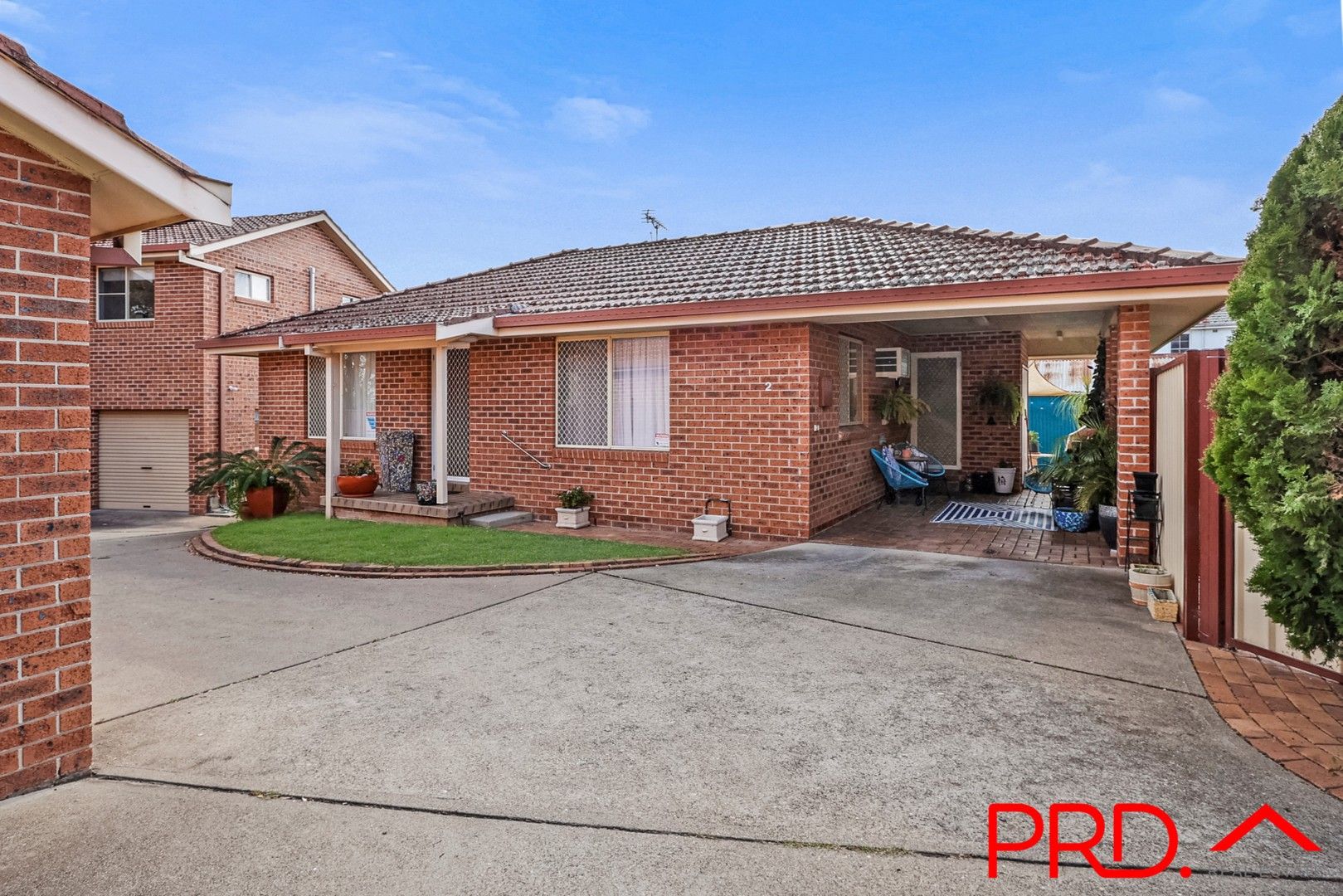 2/71 Crown Street, Tamworth NSW 2340, Image 0