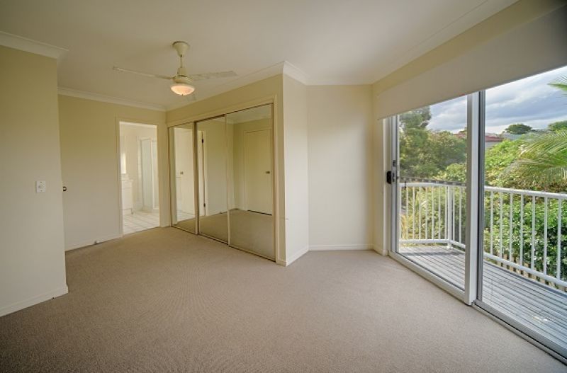 7/6 Buddy Holly Close, Parkwood QLD 4214, Image 2