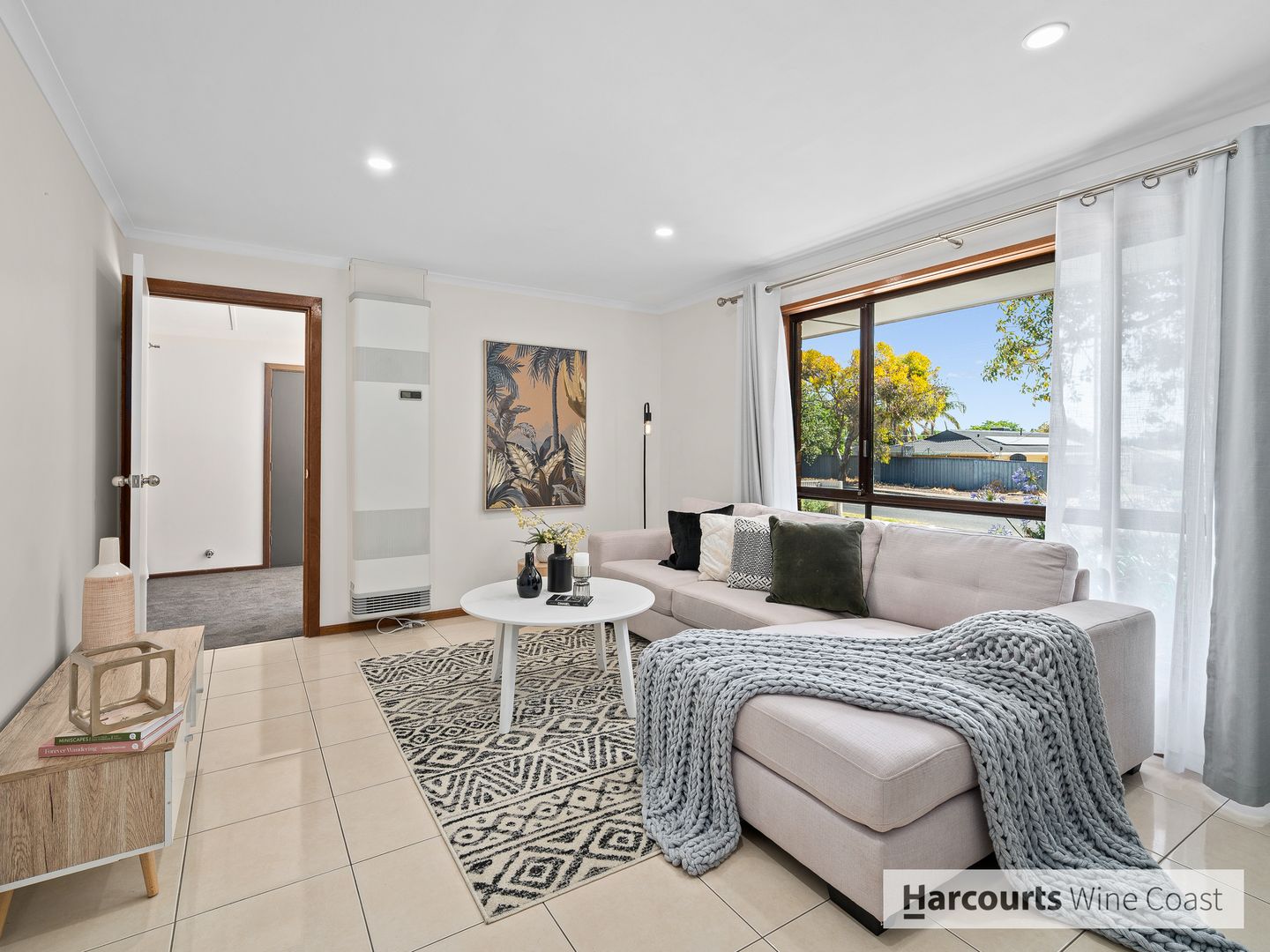 10 Williams Avenue, Hackham West SA 5163, Image 2