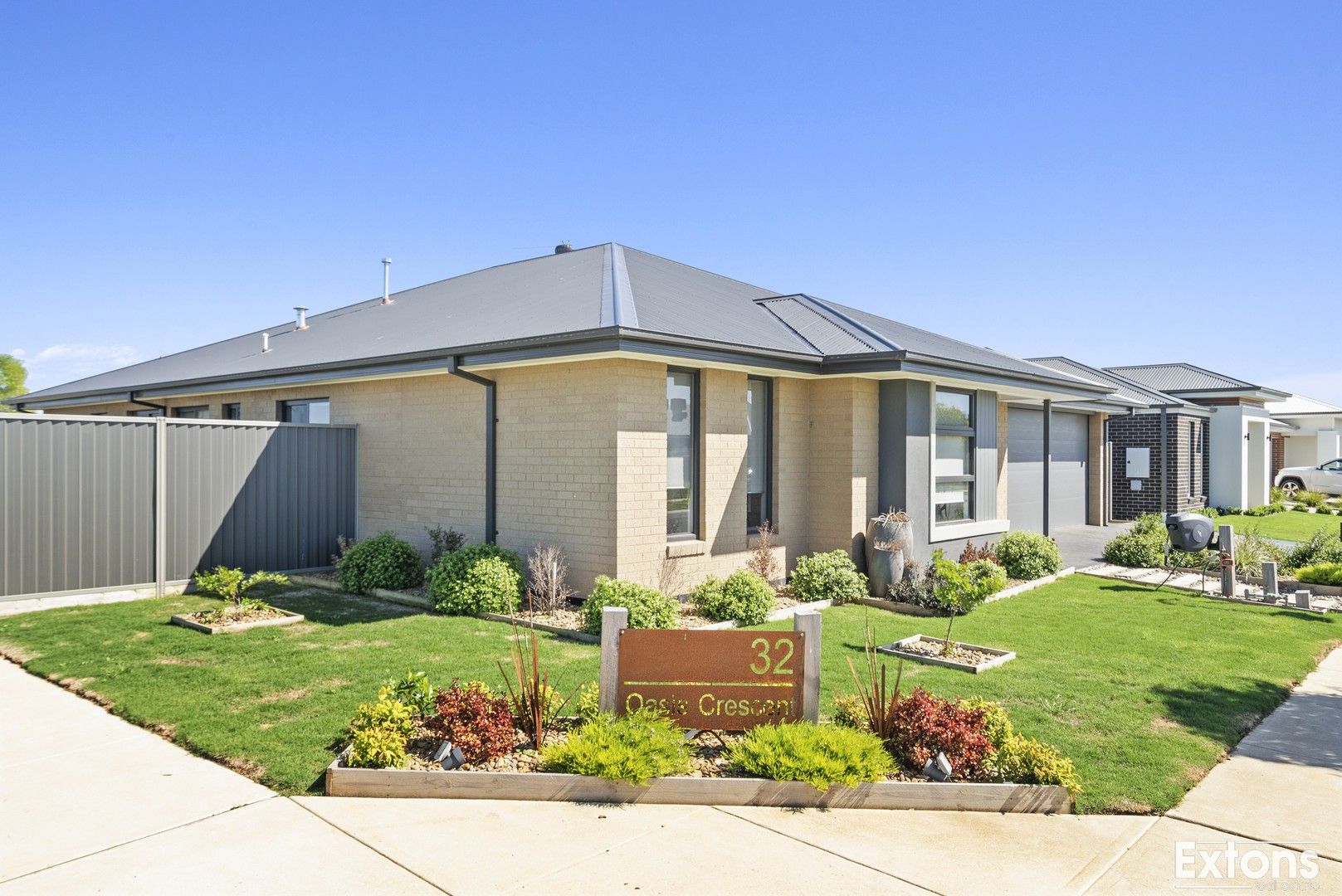 4 bedrooms House in 32 Oasis Crescent YARRAWONGA VIC, 3730