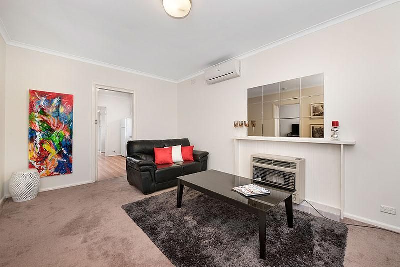 2/16 Park Avenue, GLEN HUNTLY VIC 3163, Image 2