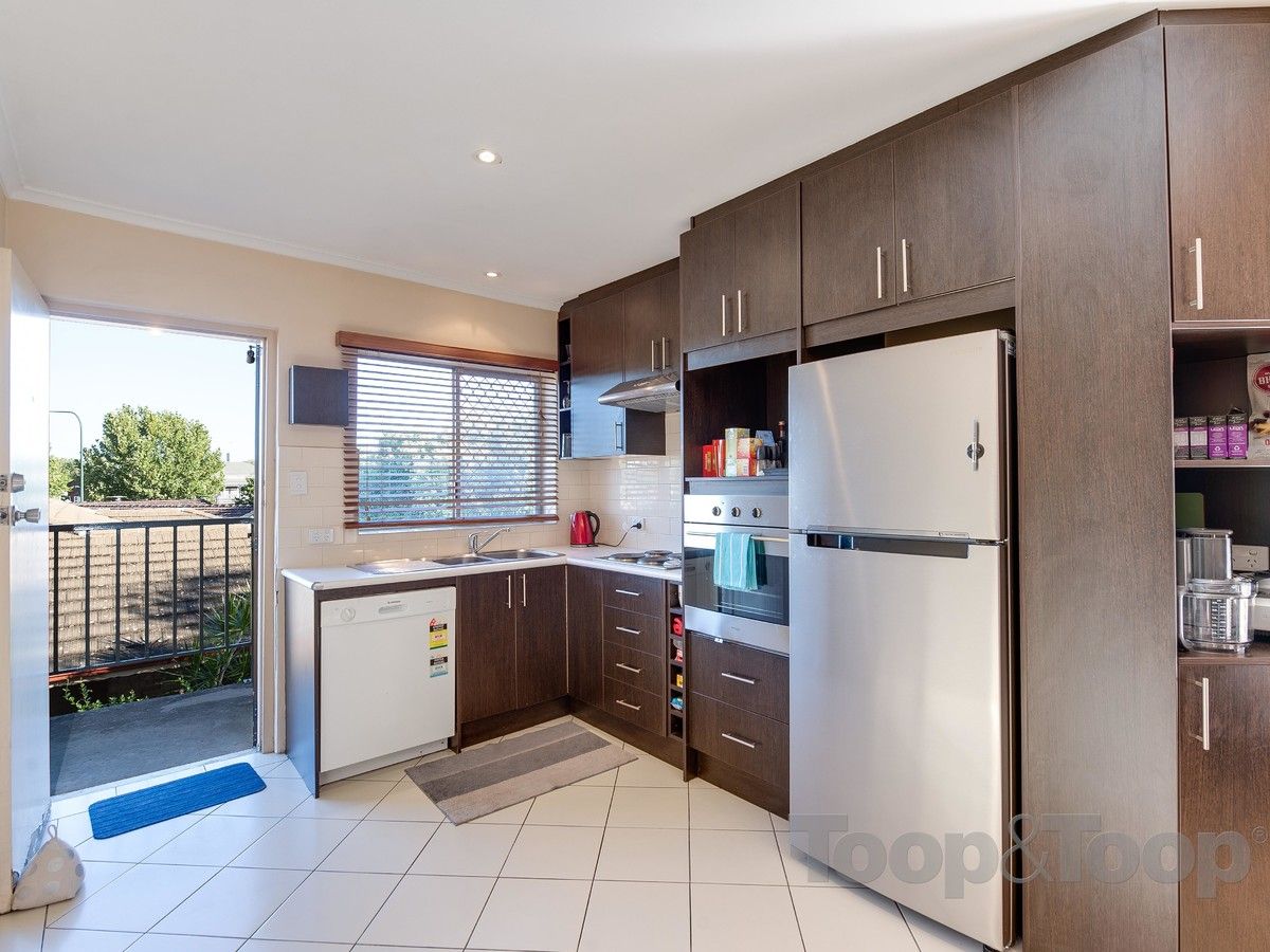 10/6 Wellington Street, Kensington SA 5068, Image 2