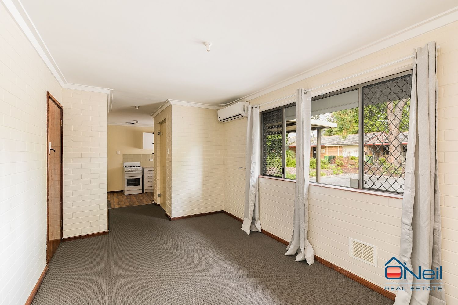 Unit 2/6 Arnott Court, Kelmscott WA 6111, Image 2