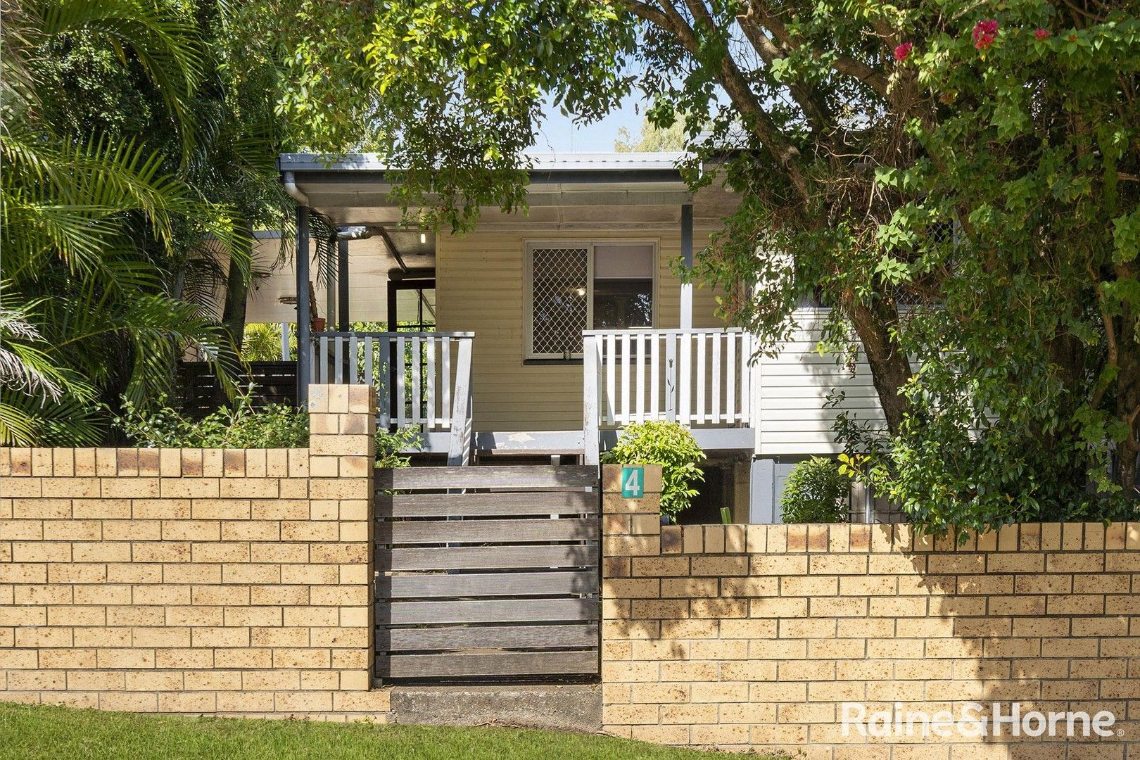 4 Berry Street, Churchill QLD 4305, Image 0