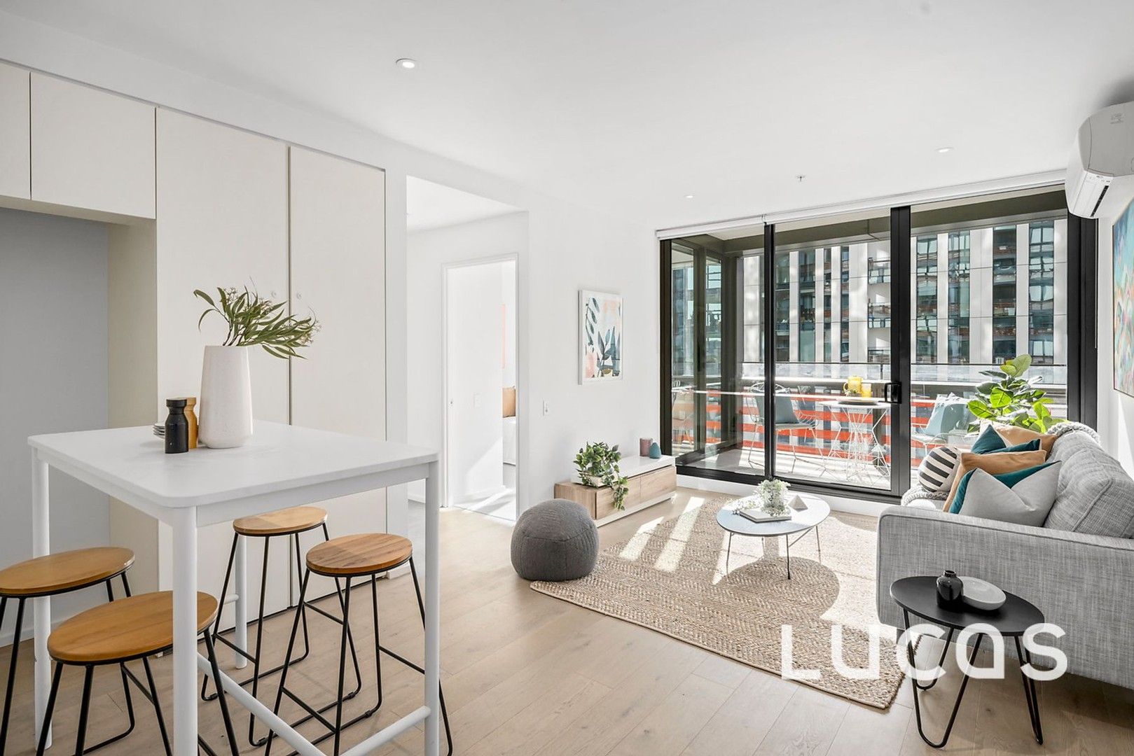2 bedrooms Apartment / Unit / Flat in 1301N/889 Collins Street DOCKLANDS VIC, 3008