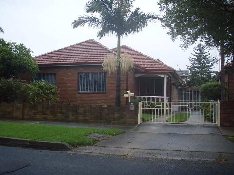 23 Henry Kendall Cres, Mascot NSW 2020, Image 0