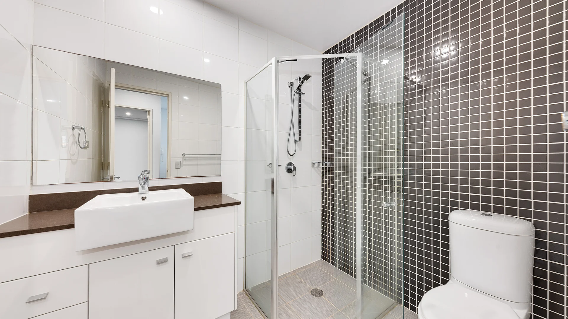 Additional image 11 of 2B+2B/811 South Dowling, Waterloo NSW 2017