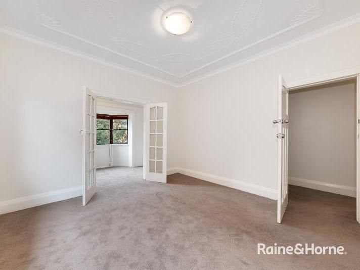3 bedrooms Apartment / Unit / Flat in 4/65 Wairoa Avenue BONDI NSW, 2026