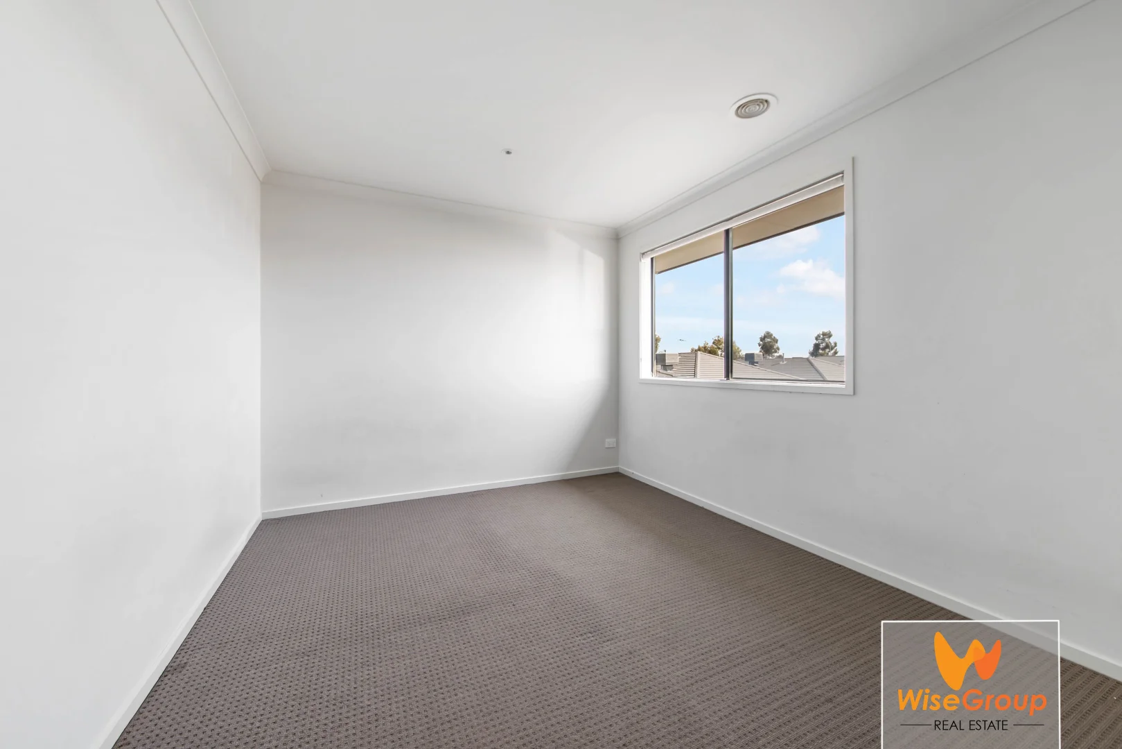 Additional image 12 of 5 Blue Bush Way, Cranbourne East VIC 3977