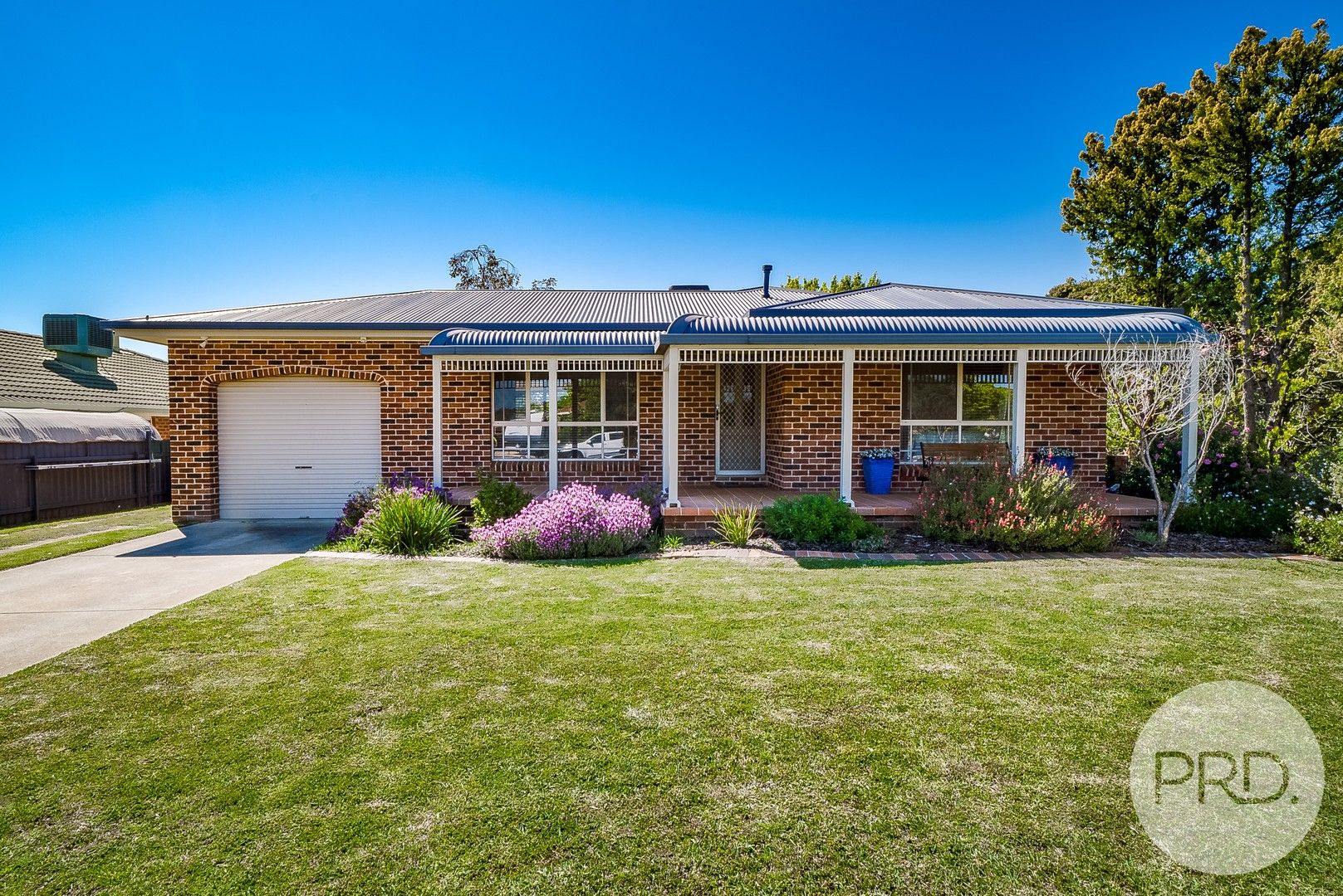 5 Nara Place, Glenfield Park NSW 2650, Image 0