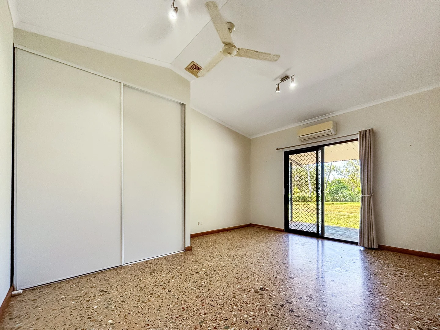 Additional image 10 of 70 Hendry Road, Katherine NT 0850