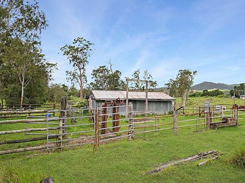 61 Basin Road, MOUNT SAMSON QLD 4520, Image 1