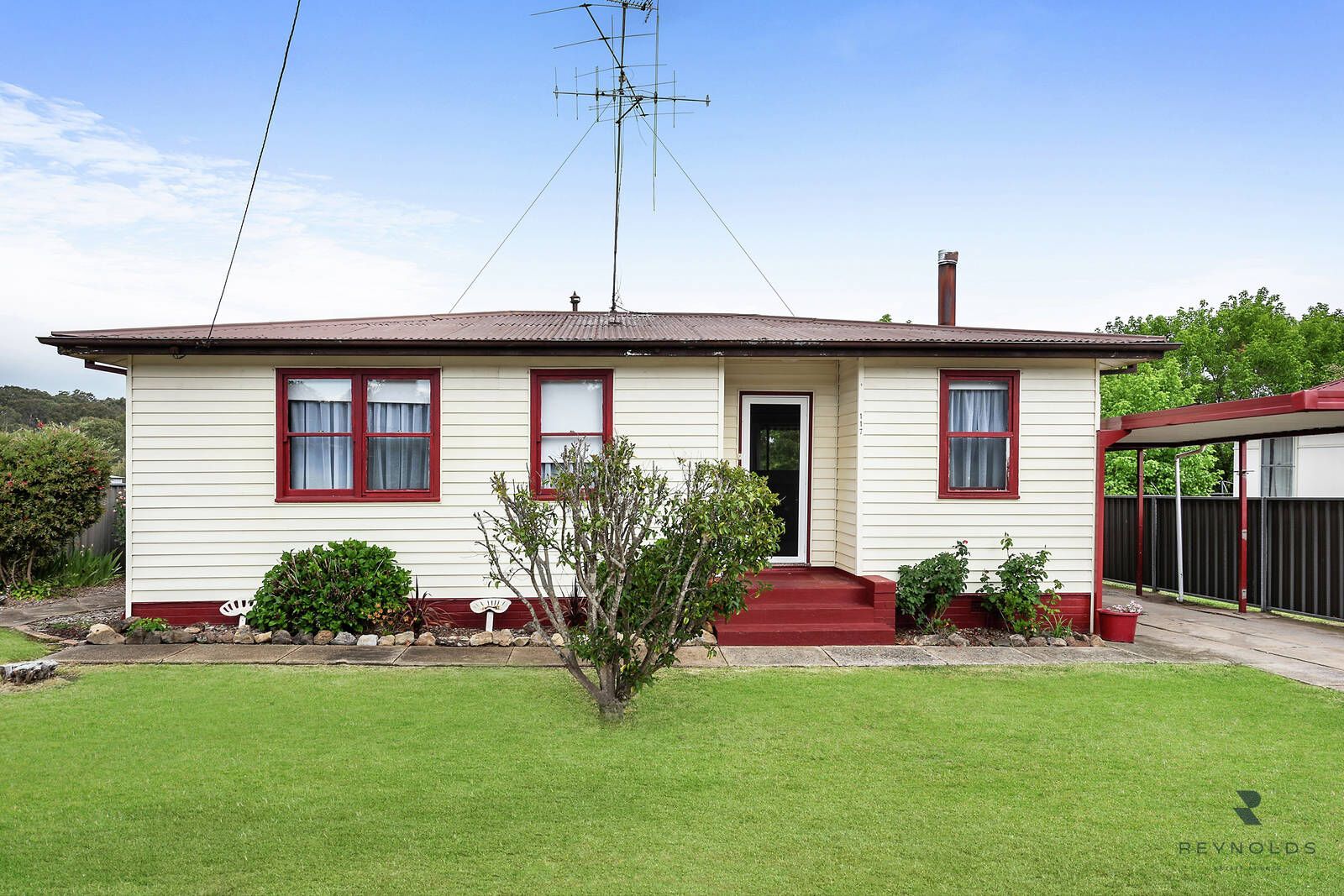 3 bedrooms House in 117 Mudgee Street RYLSTONE NSW, 2849