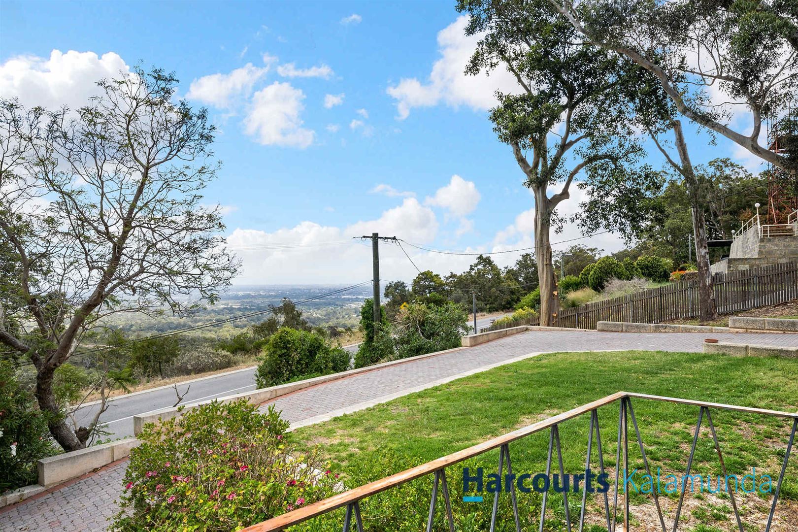 8 Melaleuca Road, Lesmurdie WA 6076, Image 1