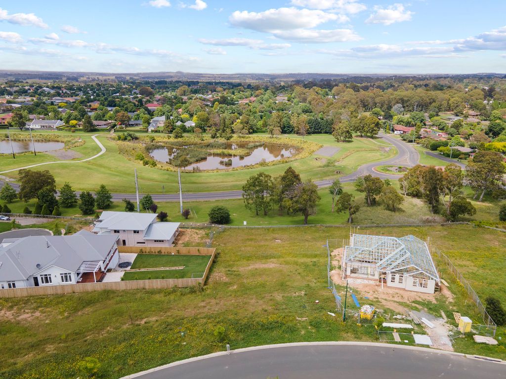 11 Sir James Fairfax Circuit, Bowral NSW 2576, Image 1