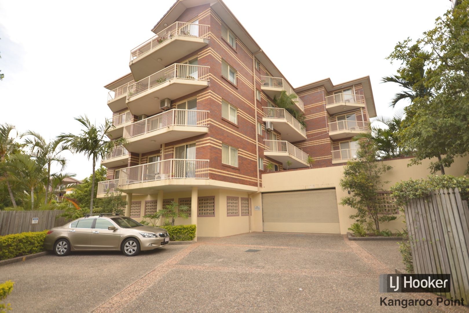 18 234 Shafston Avenue Kangaroo Point Qld 4169 Apartment For Rent 420 Domain
