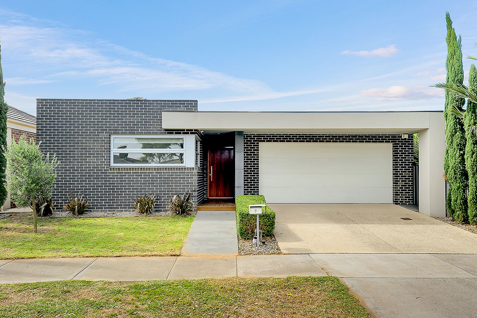 9 Grove Road, Craigieburn VIC 3064, Image 0