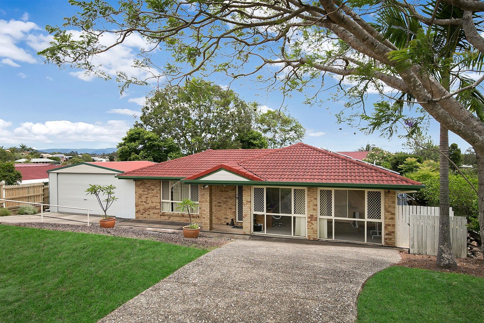 3 bedrooms House in 14 The Jinker Track ALBANY CREEK QLD, 4035