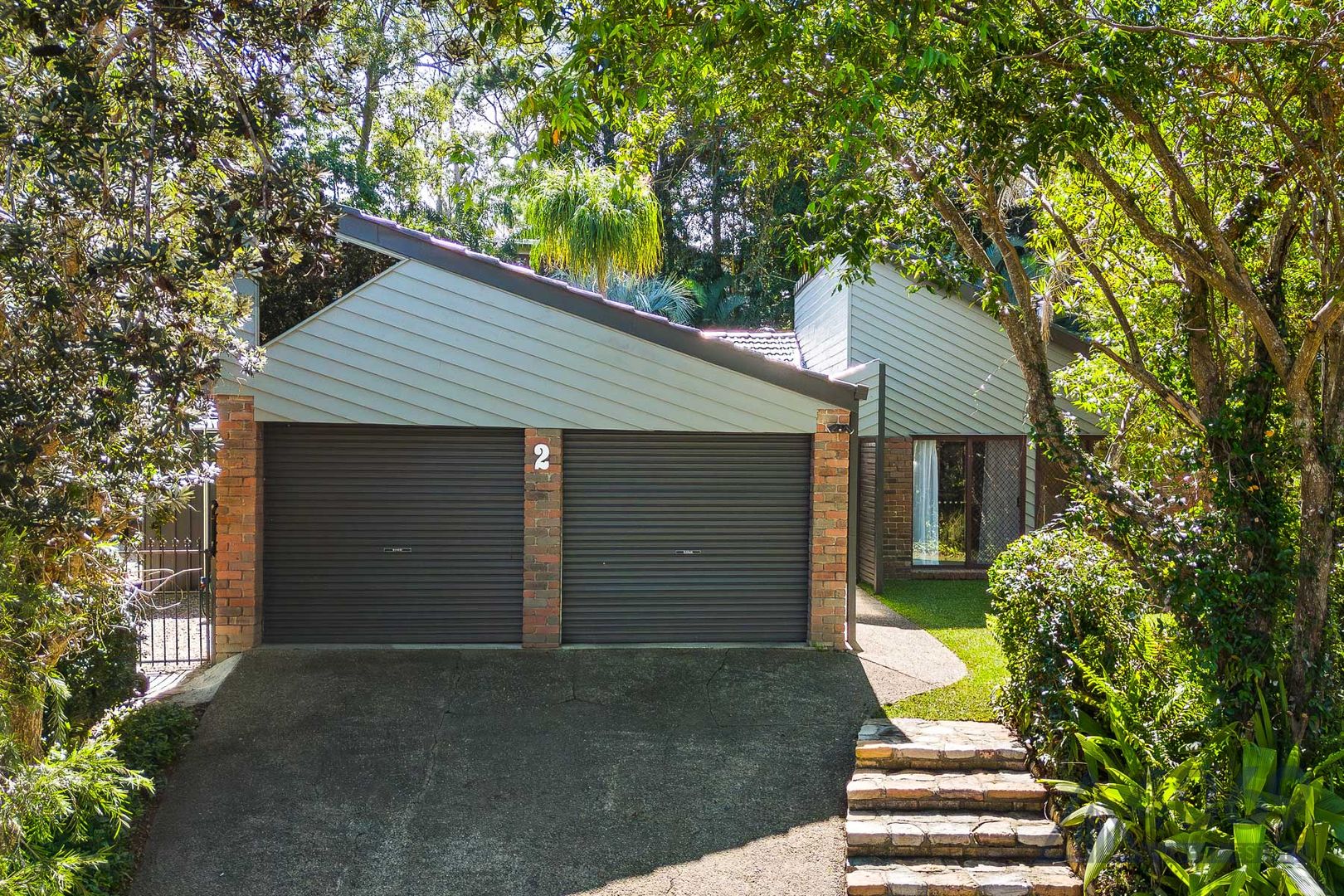 2 Lant Street, Chapel Hill QLD 4069, Image 1