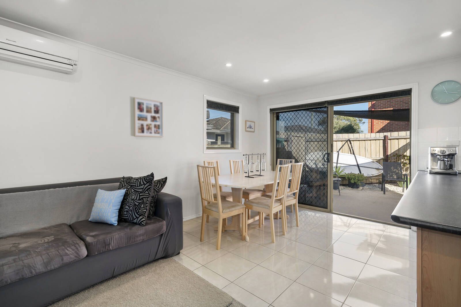 2/445 Station Street, Bonbeach VIC 3196, Image 2