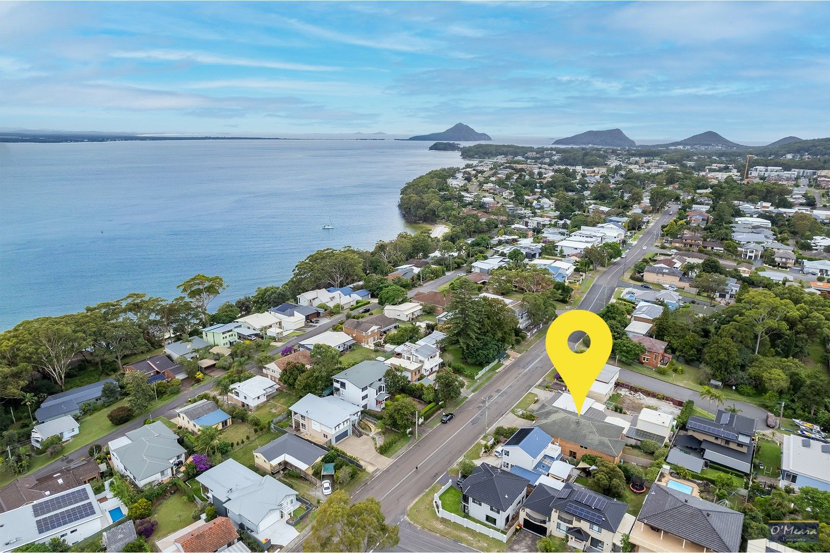 6 bedrooms Duplex in 111 Government Road NELSON BAY NSW, 2315