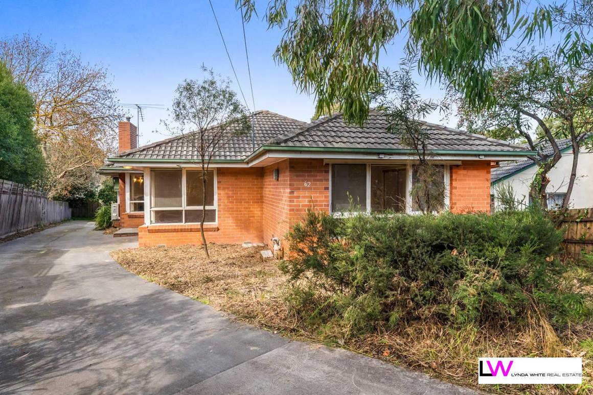 Picture of 1/62 Medbury Ave, GREENSBOROUGH VIC 3088